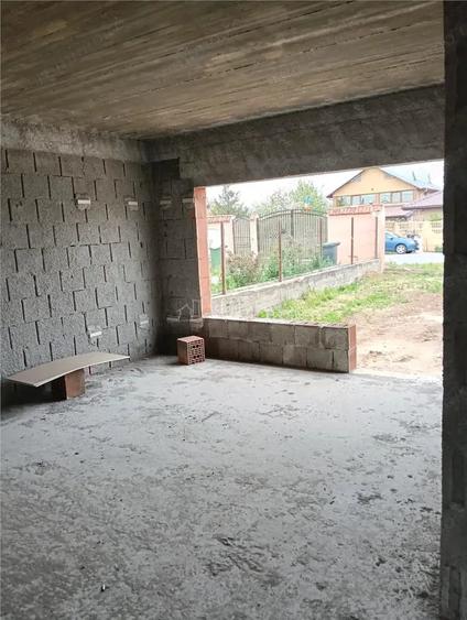 Casă cu 3 camere cu Teren 365 Mp în Mihăilești