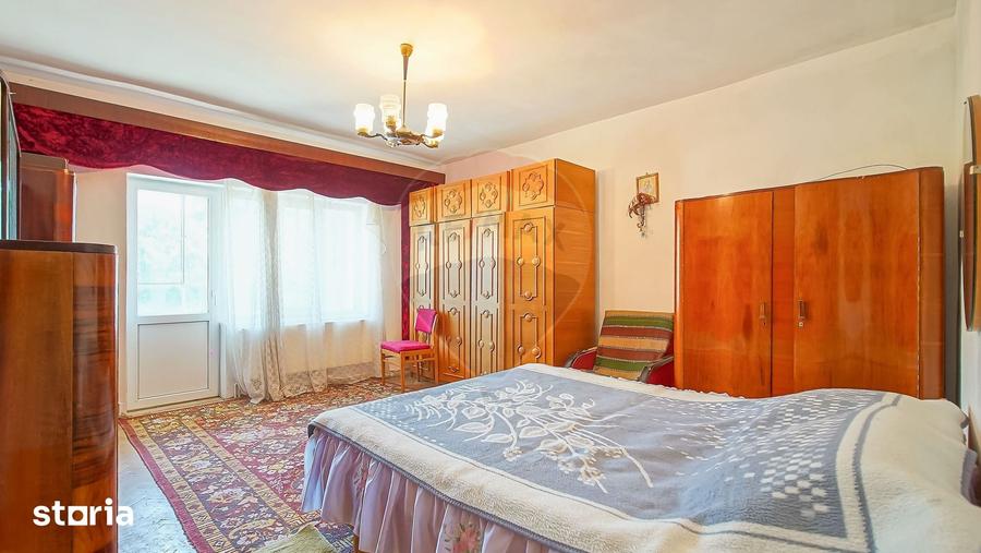 Casă cu 3 camere cu Teren 705 Mp în Central