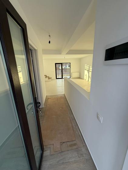Casă individuală cu 3 camere cu Teren 240 Mp în Chiajna