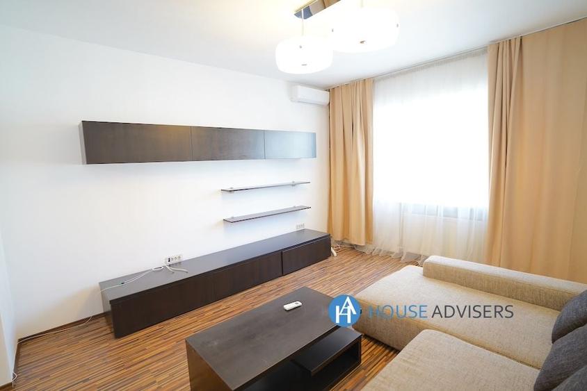 Apartament cu 2 camere, mobilat în Universitate