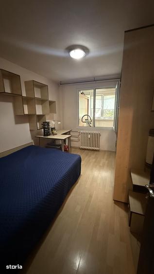 Apartament cu 4 camere în Drumul Taberei