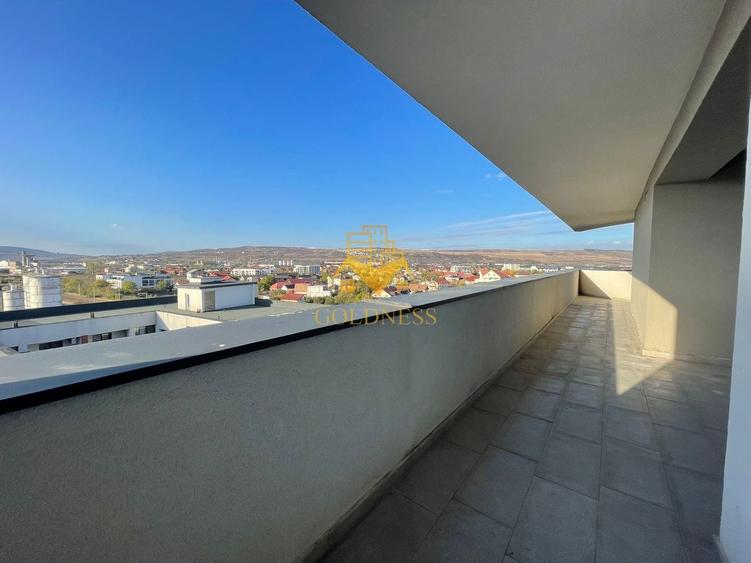 Apartament cu 3 camere decomandat în Între Lacuri