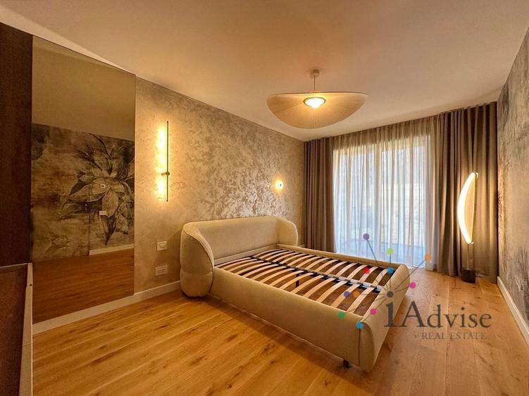 Apartament cu 4 camere decomandat, mobilat în Drumul Poienii