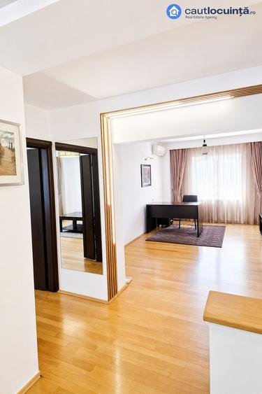 Apartament cu 4 camere, mobilat în Decebal