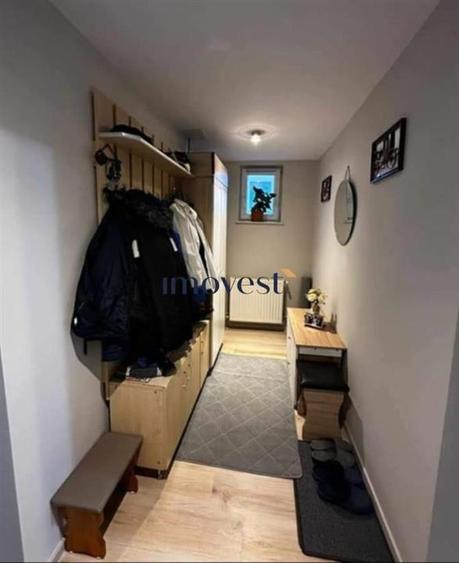 Apartament cu 3 camere semidecomandat în Aurel Vlaicu
