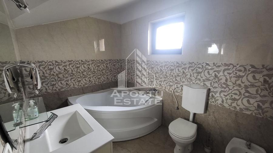 Duplex cu 4 camere cu Canalizare în Săcălaz