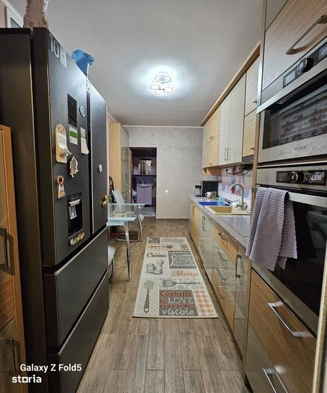 Apartament cu 4 camere în Ultracentral