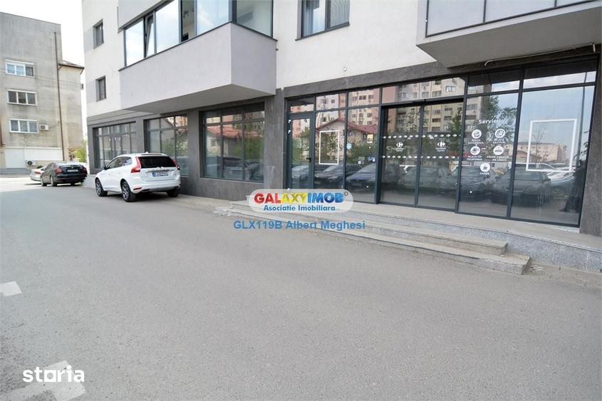 Spațiu comercial, de 377 mp, în Central