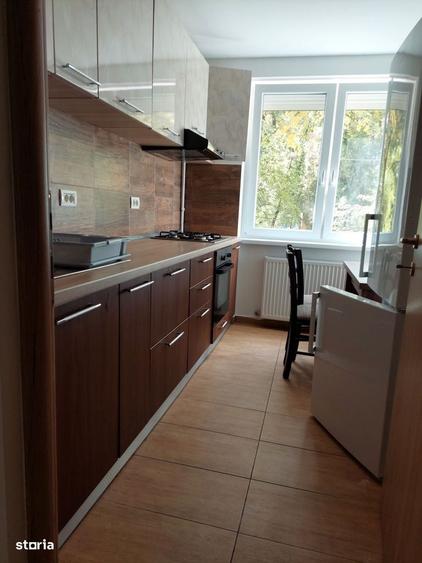 Apartament cu 3 camere în Circumvalațiunii