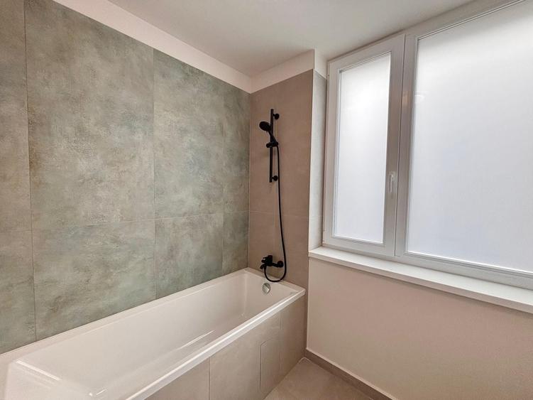 Apartament cu 3 camere decomandat, mobilat în Voluntari