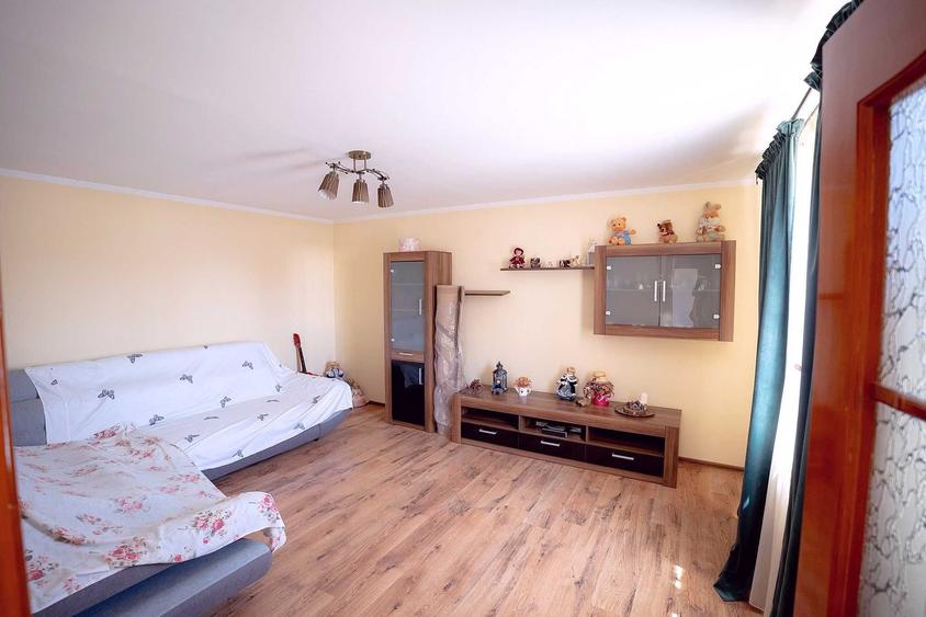 Casă cu 3 camere cu Teren 354 Mp în Central