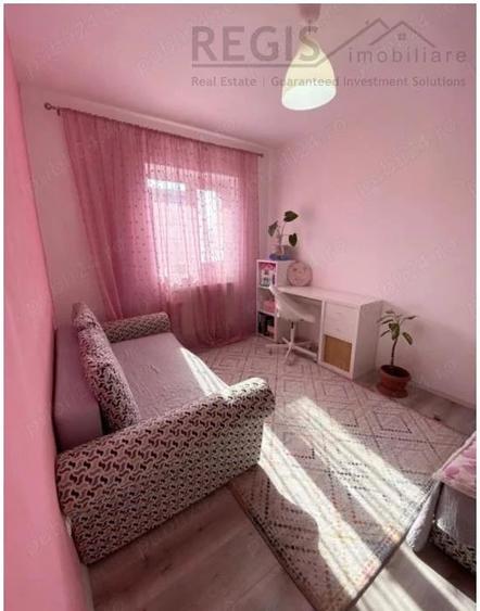 Apartament cu 3 camere în Craiter