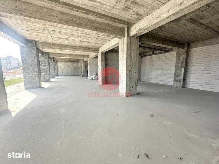 Spațiu comercial, de 250 mp, în Nord