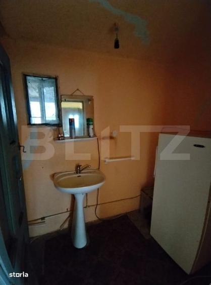 Casă cu 2 camere cu Teren 799 Mp în Central