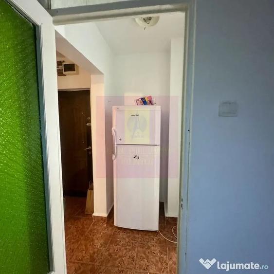 Garsonieră decomandată în Rahova