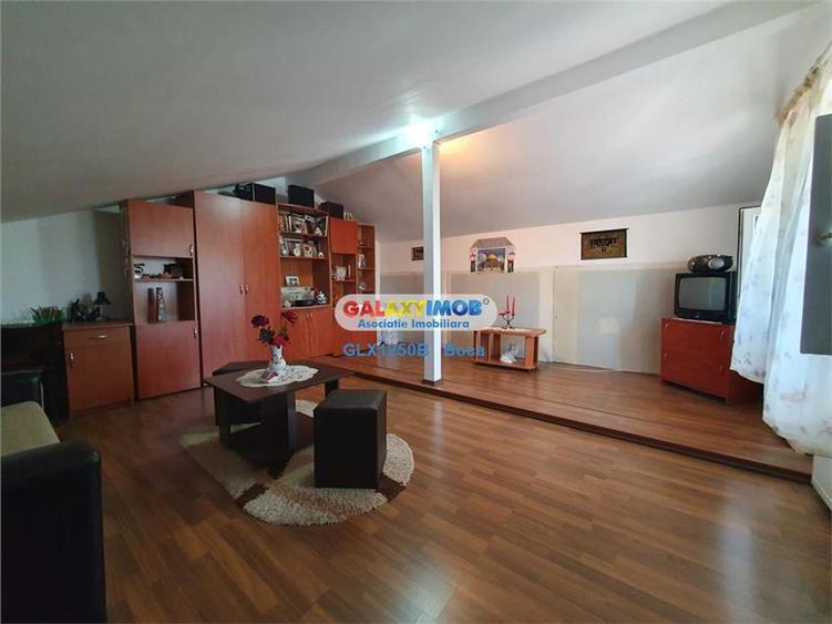 Casă cu 3 camere cu Teren 400 Mp în 1 Decembrie