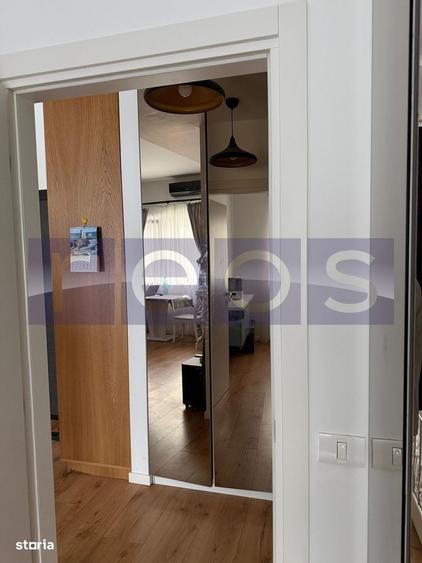 Apartament cu 2 camere, mobilat în Central