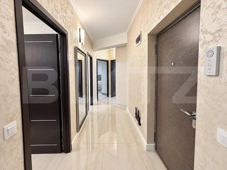 Apartament cu 3 camere decomandat în Filiași