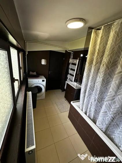 Casă cu 7 camere cu Teren 417 Mp în Ciorogârla
