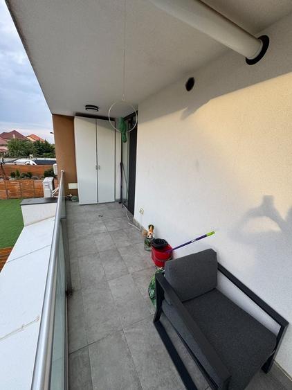 Apartament cu 3 camere decomandat în Lipovei
