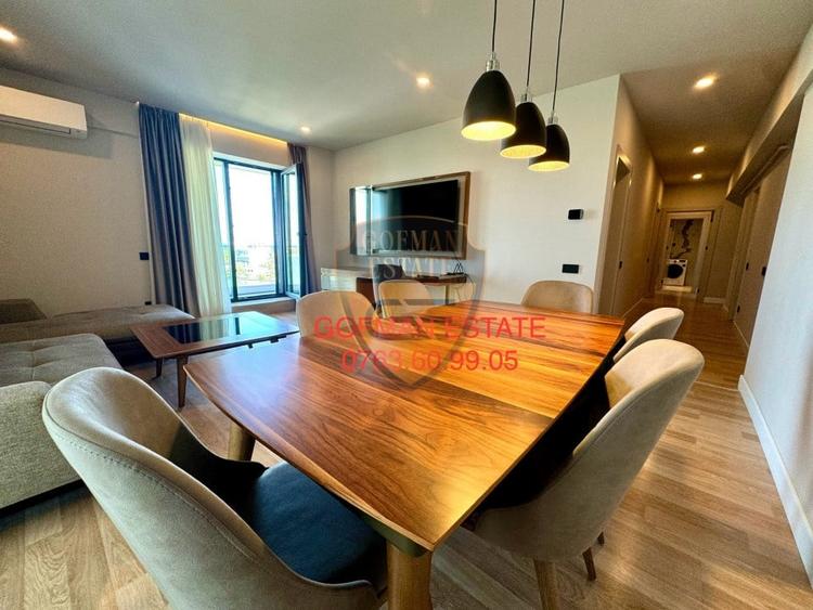Apartament cu 4 camere decomandat, mobilat în Universitate