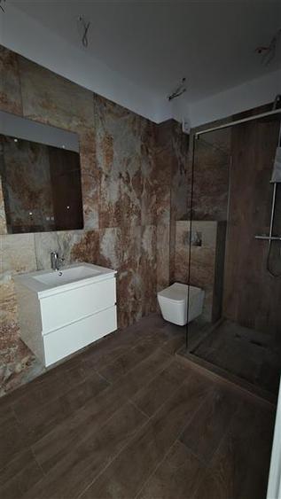 Apartament cu 2 camere decomandat în Dobroești