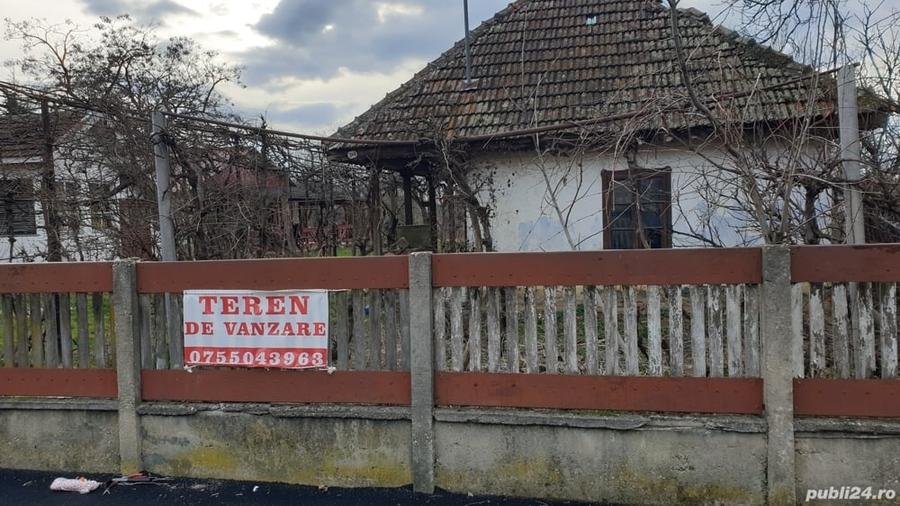 Teren de 3 mp, în Lazuri