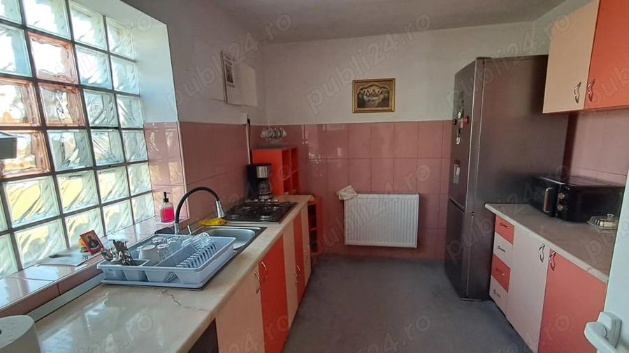 Casă cu Teren 150 Mp în Central