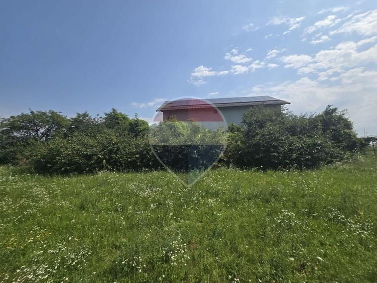 Teren Construcții intravilan de 4001 mp, în Blejoi