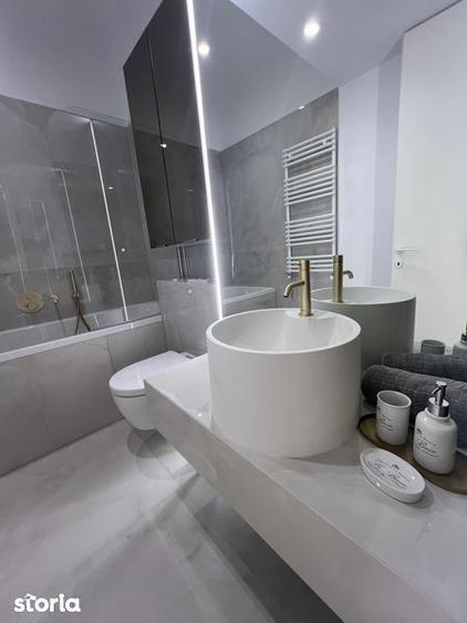 Apartament cu 2 camere, mobilat în Tei
