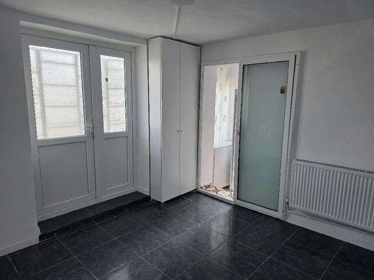 Spațiu comercial, de 14 mp, în Central