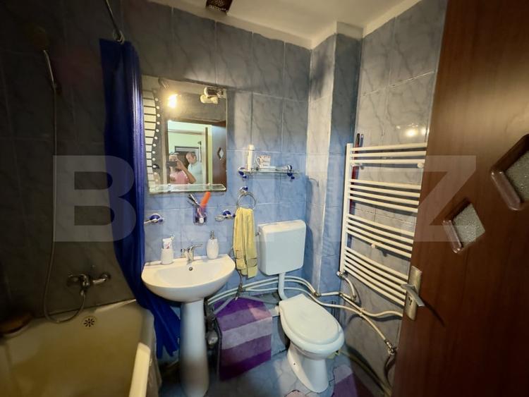 Apartament cu 2 camere semidecomandat, mobilat în Cugir