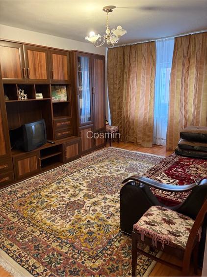 vand apartament 2 camere