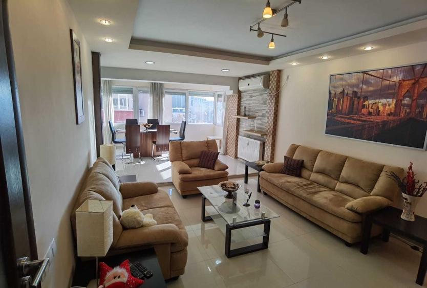 Apartament cu 3 camere decomandat, mobilat în Dorobanți