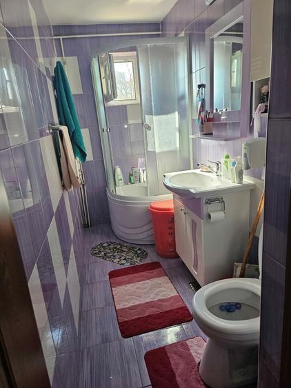 Apartament cu 2 camere nedecomandat în Central