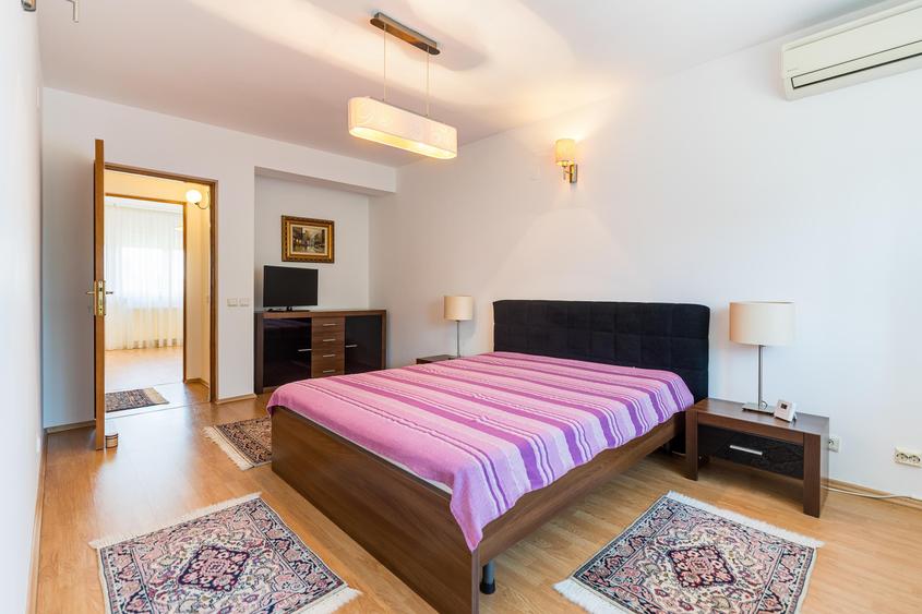 Duplex cu 4 camere cu Canalizare în Voluntari