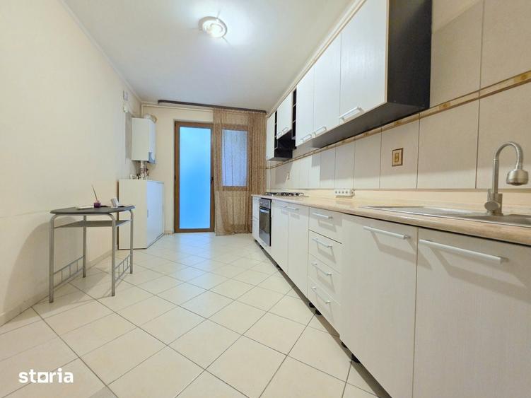 Apartament cu 3 camere în Băneasa