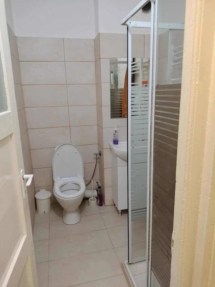 Apartament cu 3 camere decomandat în Semicentral