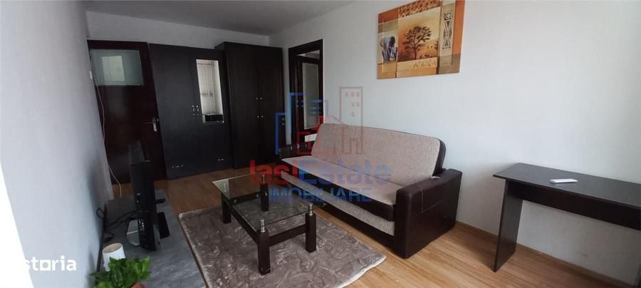 Apartament cu 2 camere semidecomandat în Podu Roș