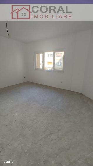 Apartament cu 2 camere decomandat în Decebal