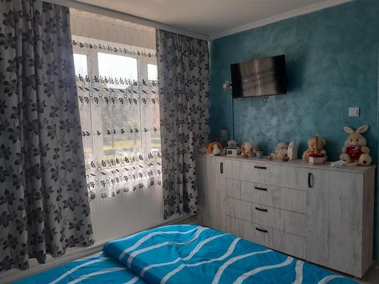 Apartament cu 2 camere semidecomandat în Stejerei