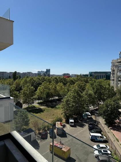 Apartament cu 4 camere, mobilat în Unirii