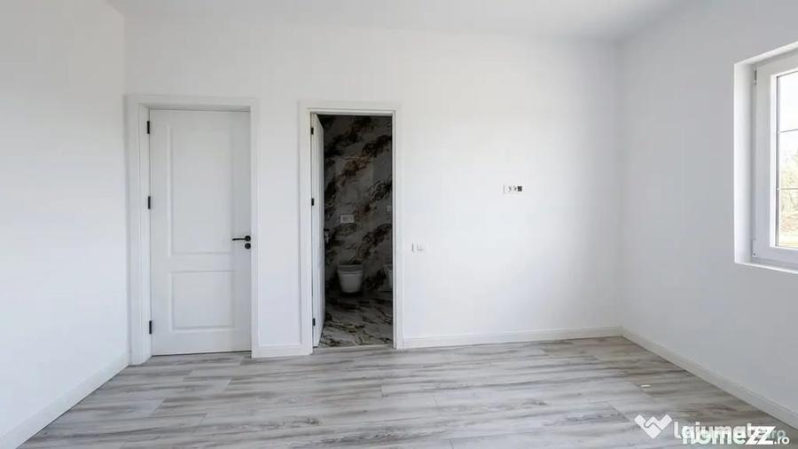 Casă cu 3 camere cu Teren 260 Mp în Central