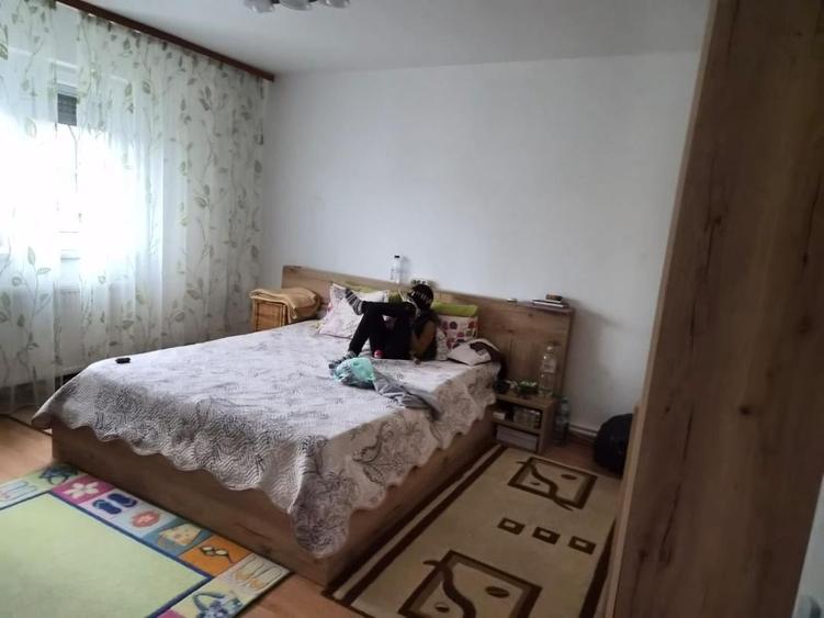 Casă cu 6 camere cu Teren 253 Mp în Cumpăna