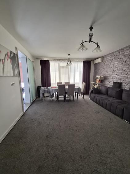 Apartament cu 4 camere decomandat în Bragadiru