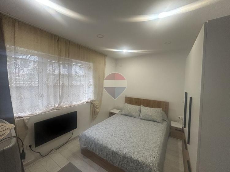 Casă individuală cu 3 camere cu Teren 363 Mp în Central