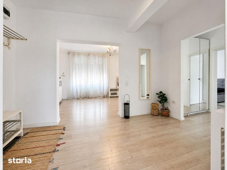Apartament cu 3 camere, mobilat în Olimpia-Stadion