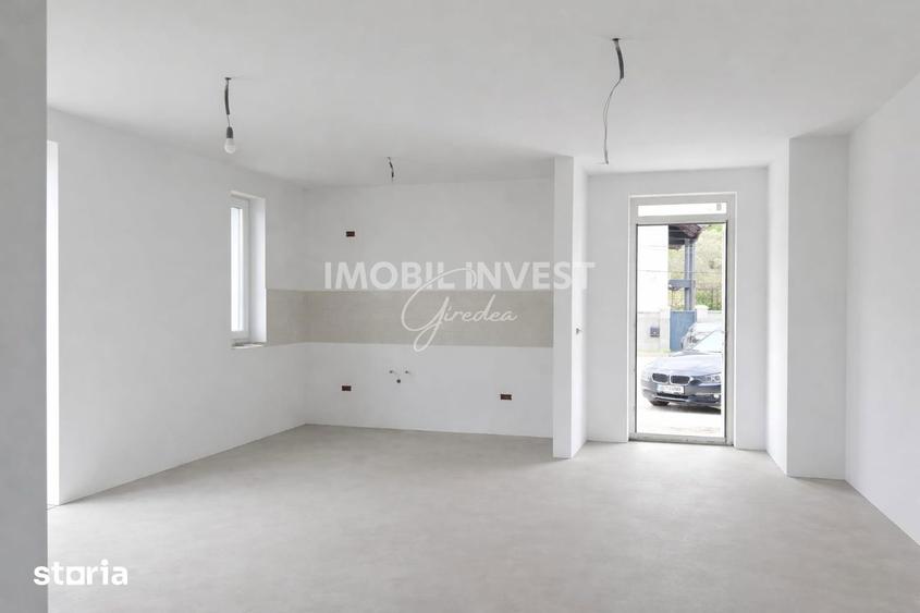 Casă cu 3 camere cu Teren 120 Mp în Central