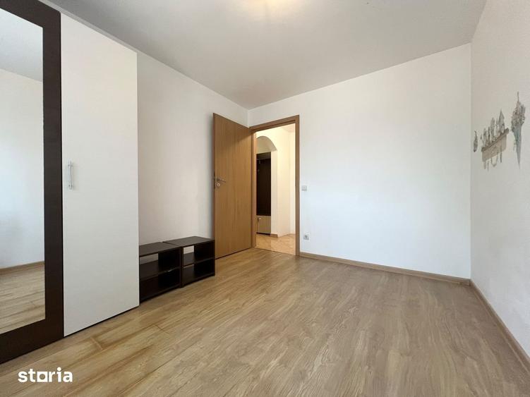 Apartament cu 3 camere decomandat în Lunei