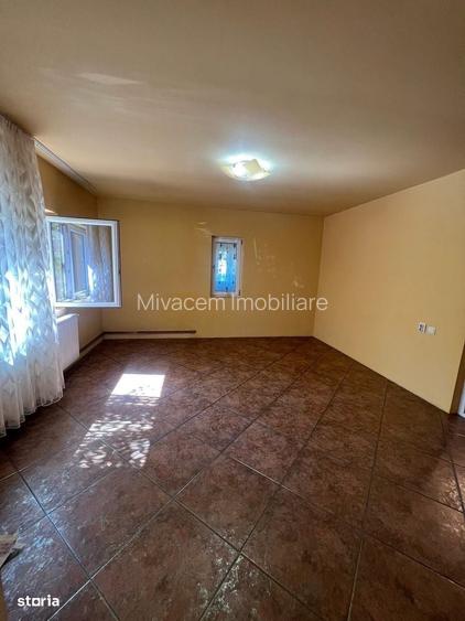 Casa Simnicul de Sus-Albesti 3 camere teren 357mp